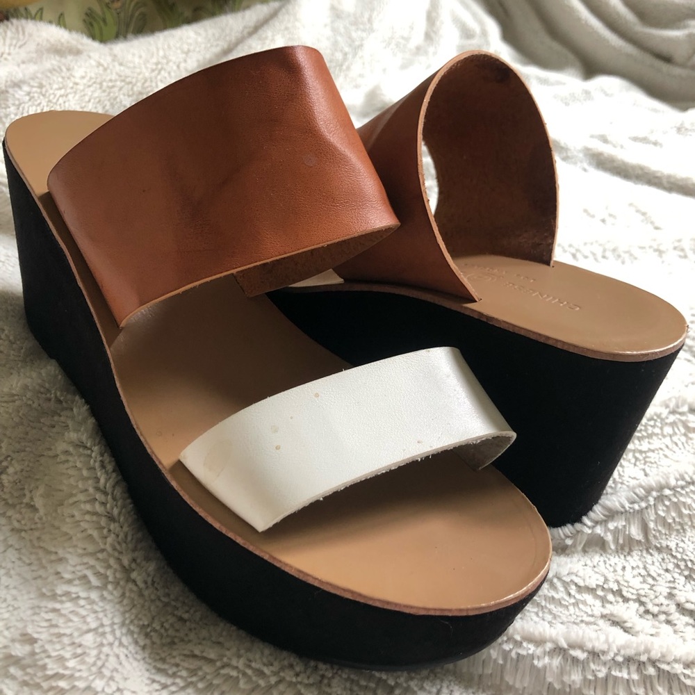 CHINESE LAUNDRY PLATFORM WEDGE